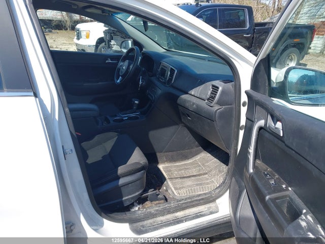 2017 Kia Sportage Lx მანქანა იყიდება აუქციონზე, vin: KNDPMCAC3H7260327, აუქციონის ნომერი: 12595667