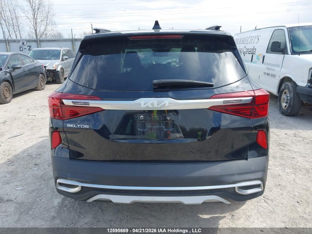 2022 Kia Seltos S მანქანა იყიდება აუქციონზე, vin: KNDEUCAA6N7286311, აუქციონის ნომერი: 12595669