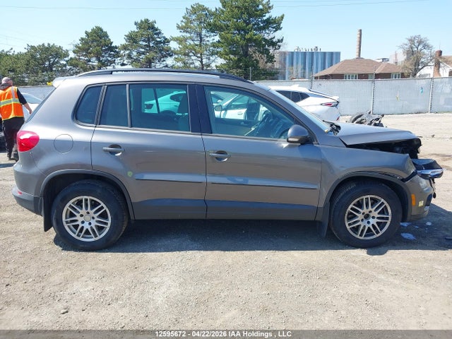 2012 Volkswagen Tiguan S/se/sel მანქანა იყიდება აუქციონზე, vin: WVGAV7AX7CW002898, აუქციონის ნომერი: 12595672