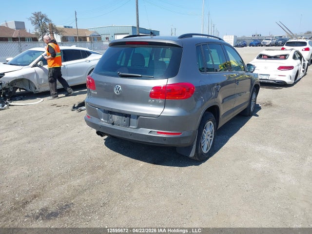 2012 Volkswagen Tiguan S/se/sel მანქანა იყიდება აუქციონზე, vin: WVGAV7AX7CW002898, აუქციონის ნომერი: 12595672