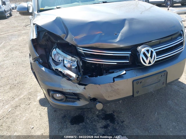 2012 Volkswagen Tiguan S/se/sel მანქანა იყიდება აუქციონზე, vin: WVGAV7AX7CW002898, აუქციონის ნომერი: 12595672