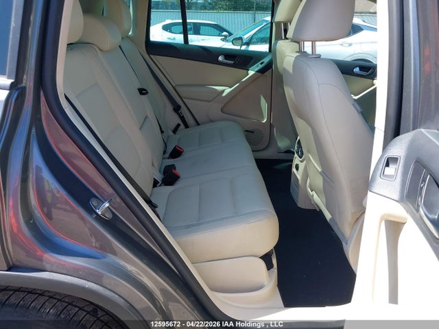 2012 Volkswagen Tiguan S/se/sel მანქანა იყიდება აუქციონზე, vin: WVGAV7AX7CW002898, აუქციონის ნომერი: 12595672