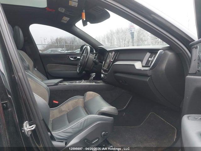LYVA22RM5MB755783 Volvo Xc60 T6 R-design
