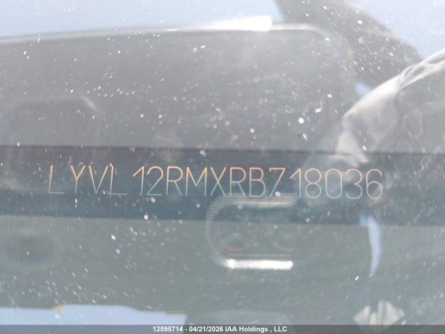LYVL12RMXRB718036 Volvo Xc60 B5 Ultimate Dark Theme