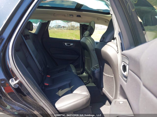 LYVL12RMXRB718036 Volvo Xc60 B5 Ultimate Dark Theme