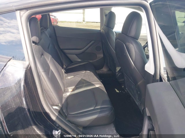 12595716 :رقم المزاد ، 5YJYGDEE2LF045067 vin ، 2020 Tesla Model Y Long Range مزاد بيع