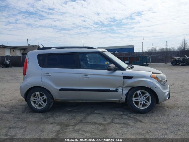 Продажа на аукционе авто 2012 Kia Soul 2.0l 2u/2.0l 4u/2.0l 4u Burner/2.0l 4u Luxury/2.0l 4u Retro, vin: KNDJT2A61C7395442, номер лота: 12595726