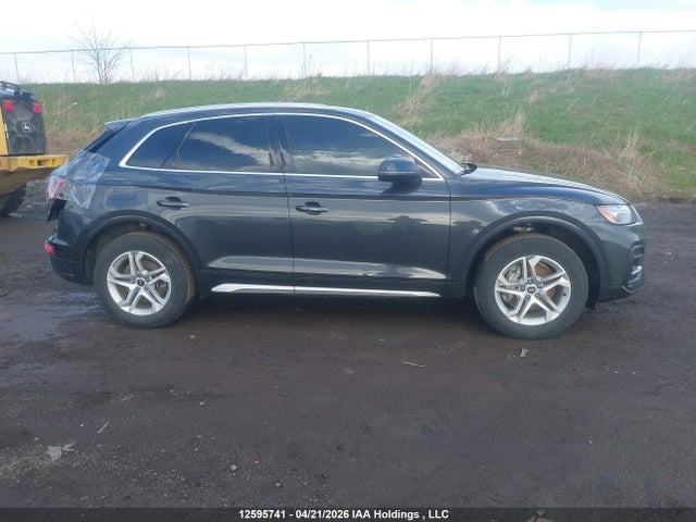 12595741 :رقم المزاد ، WA1AAAFY3M2010398 vin ، 2021 Audi Q5 45 Komfort مزاد بيع