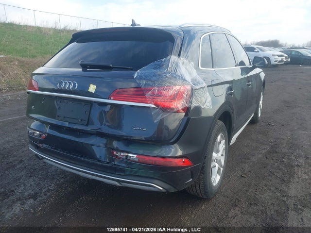 12595741 :رقم المزاد ، WA1AAAFY3M2010398 vin ، 2021 Audi Q5 45 Komfort مزاد بيع