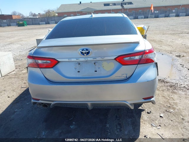4T1B21HK7JU507420 Toyota Camry Hybrid Se