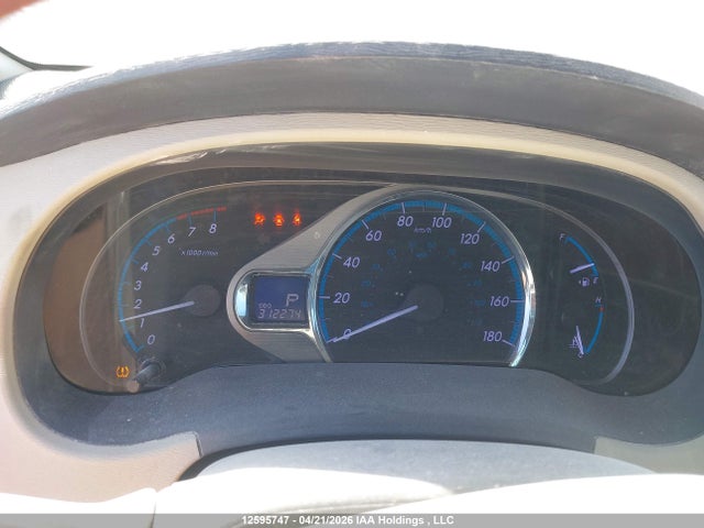 2012 Toyota Sienna Xle 7 Passenger მანქანა იყიდება აუქციონზე, vin: 5TDDK3DC3CS041662, აუქციონის ნომერი: 12595747