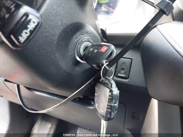 2013 Toyota Rav4 Xle მანქანა იყიდება აუქციონზე, vin: 2T3RFREV9DW006122, აუქციონის ნომერი: 12595752