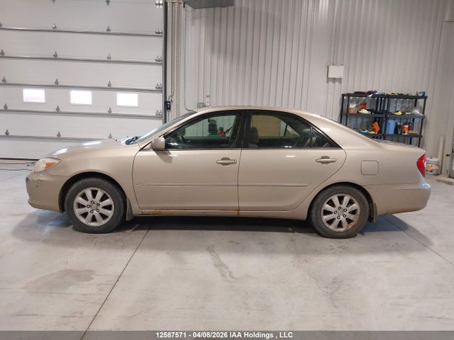 2003 Toyota Camry Le V6/se/se V6/xle V6 მანქანა იყიდება აუქციონზე, vin: JTDBF30K530136056, აუქციონის ნომერი: 12587571