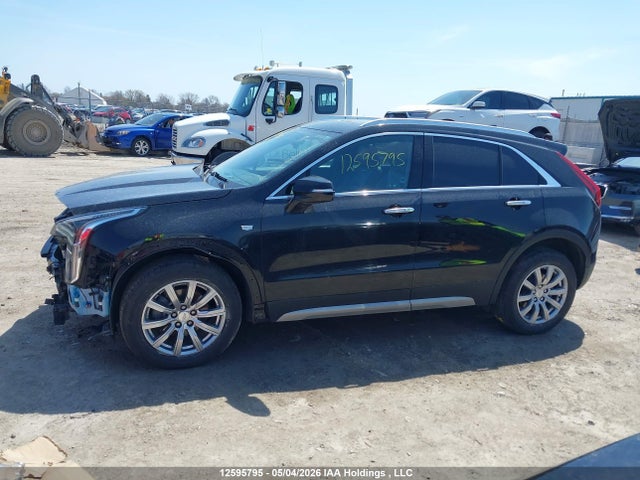 2023 Cadillac Xt4 Premium Luxury მანქანა იყიდება აუქციონზე, vin: 1GYFZDR47PF102667, აუქციონის ნომერი: 12595795