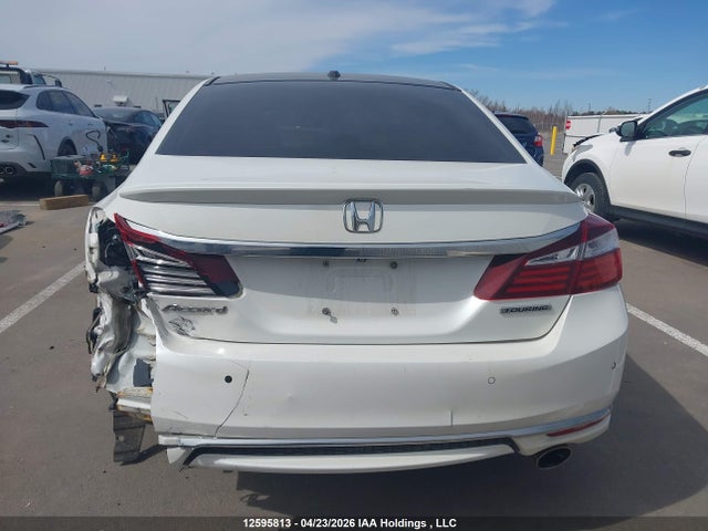 1HGCR2F02HA800764 Honda Accord Touring