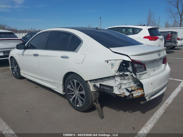 1HGCR2F02HA800764 Honda Accord Touring