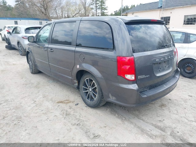 2C4RDGBG9FR747061 Dodge Grand Caravan Se