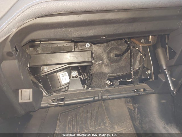 12595823 :رقم المزاد ، 2T1BURHE8HC875149 vin ، 2017 Toyota Corolla Se مزاد بيع