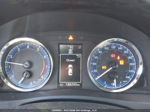 12595823 :رقم المزاد ، 2T1BURHE8HC875149 vin ، 2017 Toyota Corolla Se مزاد بيع