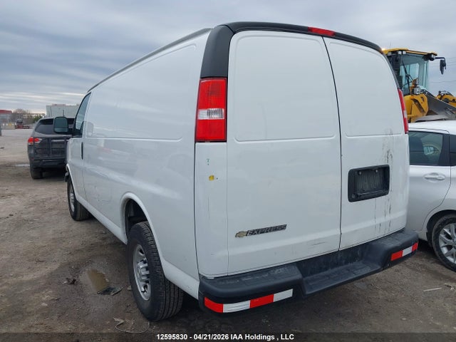 1GCWGAFP9P1144912 Chevrolet Express G2500