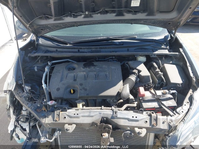 2T1BURHE5JC983279 Toyota Corolla