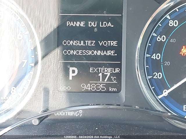 2T1BURHE5JC983279 Toyota Corolla
