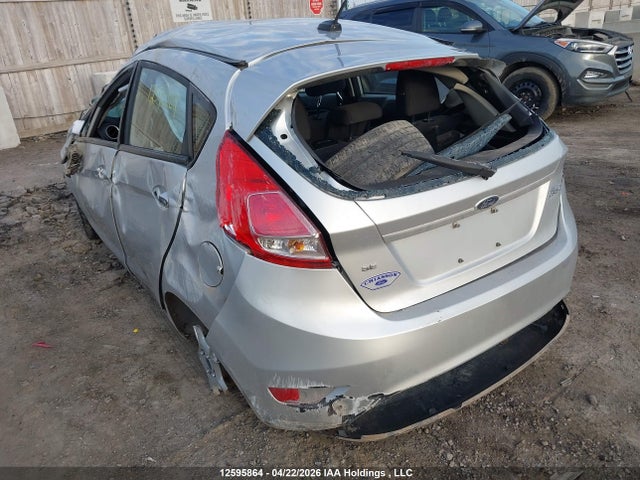 Ford FIESTA SE 2016 3FADP4EJXGM176850 Image 3