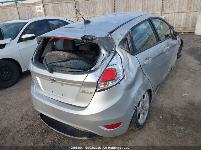 Ford FIESTA SE 2016 3FADP4EJXGM176850 Image 4