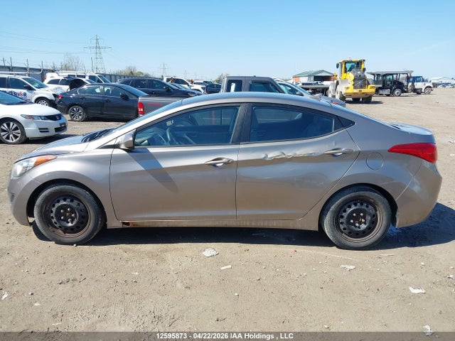 12595873 :رقم المزاد ، 5NPDH4AE9CH106840 vin ، 2012 Hyundai Elantra Gls/limited مزاد بيع