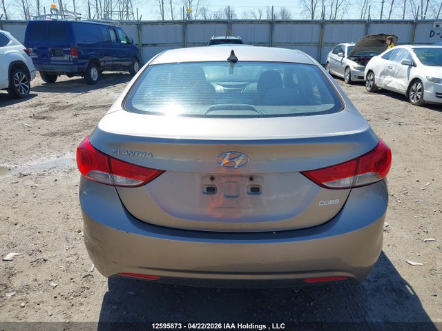 12595873 :رقم المزاد ، 5NPDH4AE9CH106840 vin ، 2012 Hyundai Elantra Gls/limited مزاد بيع