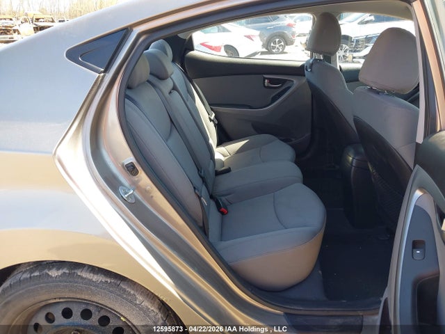 12595873 :رقم المزاد ، 5NPDH4AE9CH106840 vin ، 2012 Hyundai Elantra Gls/limited مزاد بيع