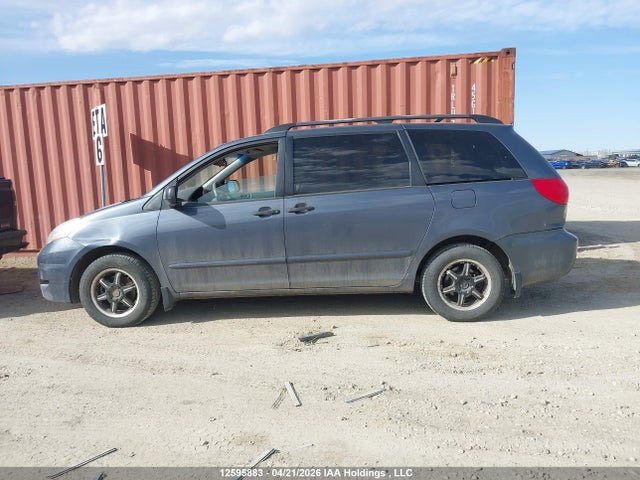 2009 Toyota Sienna Ce მანქანა იყიდება აუქციონზე, vin: 5TDZK29C69S280835, აუქციონის ნომერი: 12595883