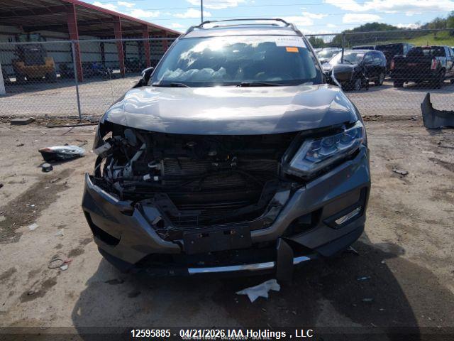 2017 Nissan Rogue მანქანა იყიდება აუქციონზე, vin: 5N1AT2MVXHC833064, აუქციონის ნომერი: 12595885