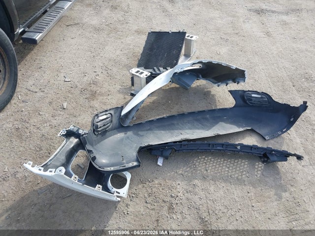 1C4PJLAS4GW369786 Jeep Cherokee Sport