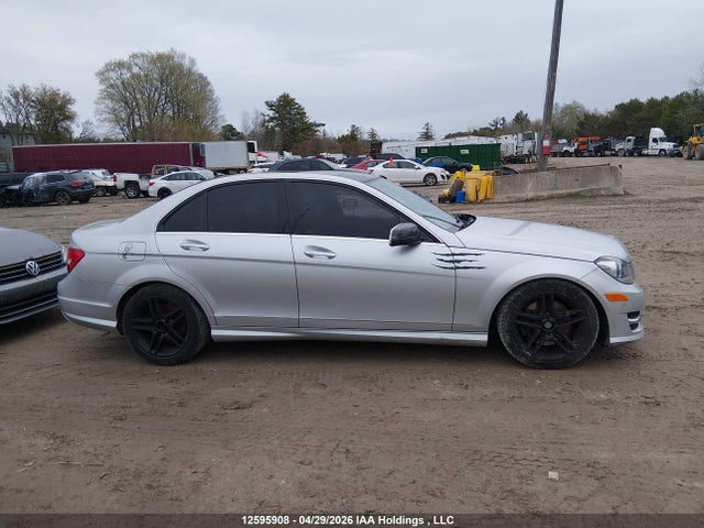 Aukcja sprzedaży 2012 Mercedes-benz C 300 4matic, vin: WDDGF8BB3CA637124, numer aukcji: 12595908