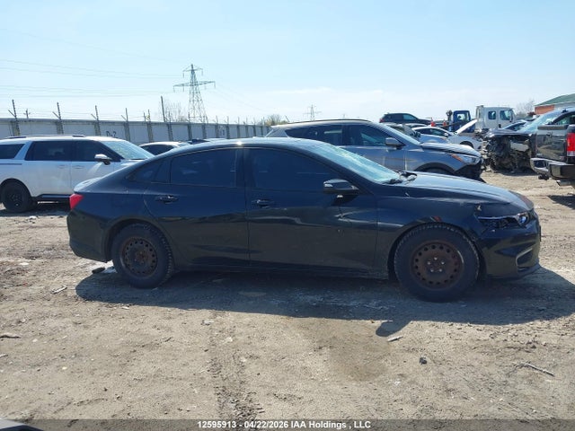 1G1ZD5ST9JF210037 Chevrolet Malibu