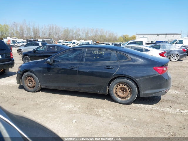1G1ZD5ST9JF210037 Chevrolet Malibu