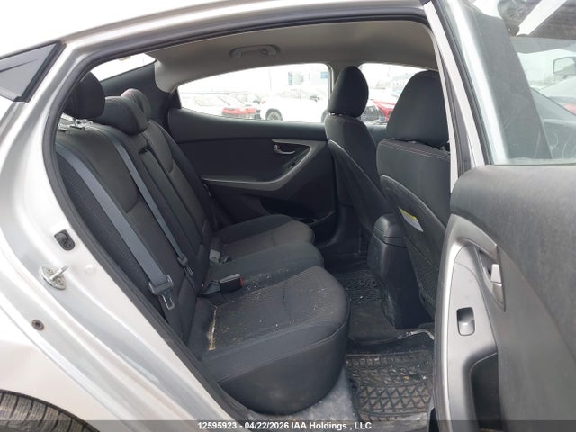 5NPDH4AE0GH738406 Hyundai ELANTRA GL