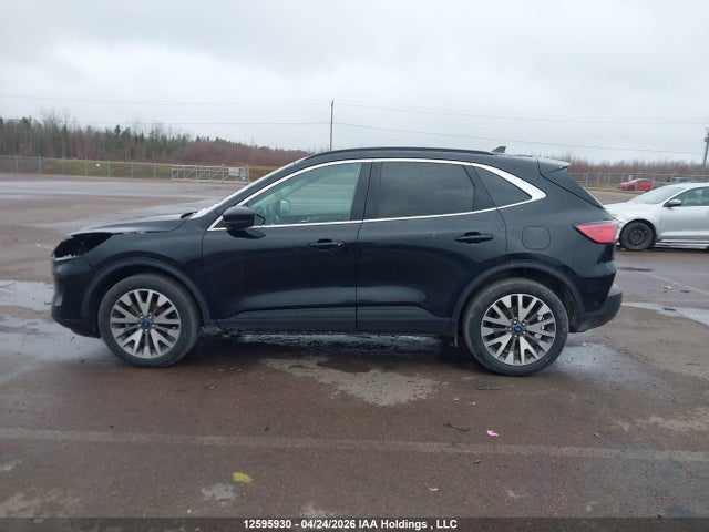12595930 :رقم المزاد ، 1FMCU9DZ2MUA56787 vin ، 2021 Ford Escape Titanium Hybrid مزاد بيع