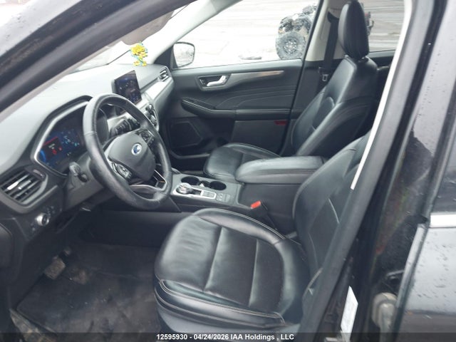 12595930 :رقم المزاد ، 1FMCU9DZ2MUA56787 vin ، 2021 Ford Escape Titanium Hybrid مزاد بيع