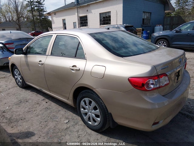 2013 Toyota Corolla Ce მანქანა იყიდება აუქციონზე, vin: 2T1BU4EE1DC012565, აუქციონის ნომერი: 12595954
