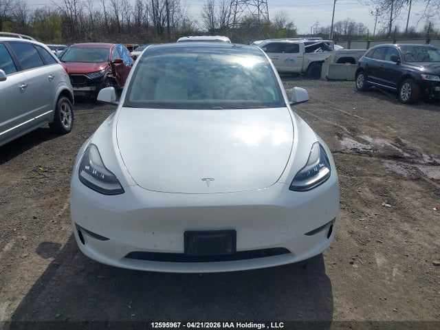 5YJYGDEE2MF070374 Tesla Model Y