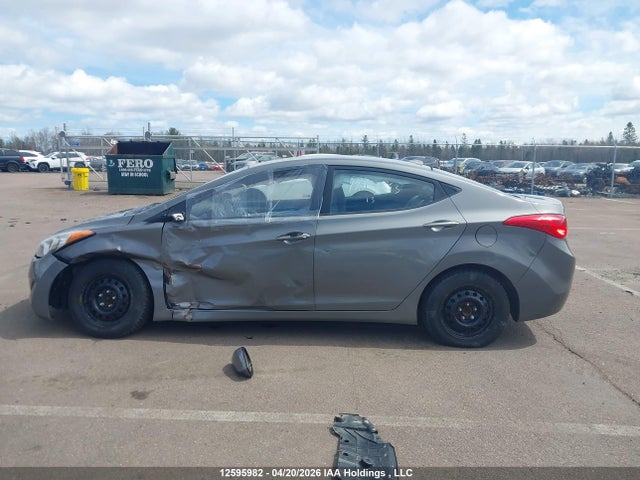 Продажа на аукционе авто 2013 Hyundai Elantra Gl, vin: 5NPDH4AE2DH453251, номер лота: 12595982