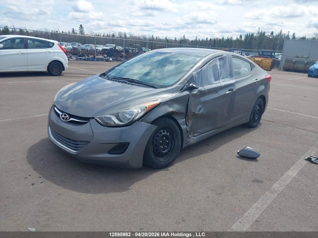 Продажа на аукционе авто 2013 Hyundai Elantra Gl, vin: 5NPDH4AE2DH453251, номер лота: 12595982