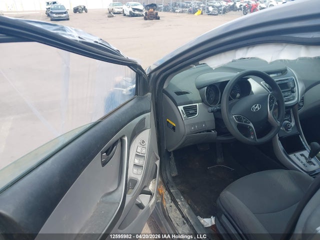 Продажа на аукционе авто 2013 Hyundai Elantra Gl, vin: 5NPDH4AE2DH453251, номер лота: 12595982
