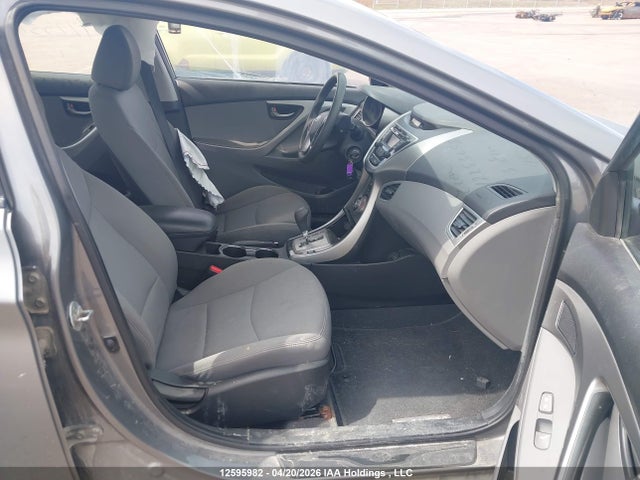 Продажа на аукционе авто 2013 Hyundai Elantra Gl, vin: 5NPDH4AE2DH453251, номер лота: 12595982