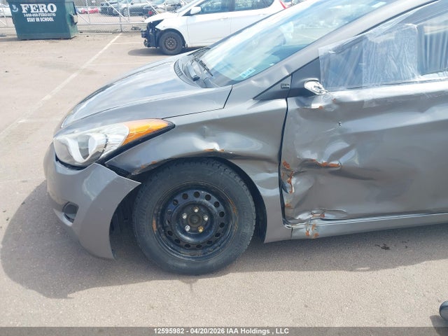 Продажа на аукционе авто 2013 Hyundai Elantra Gl, vin: 5NPDH4AE2DH453251, номер лота: 12595982