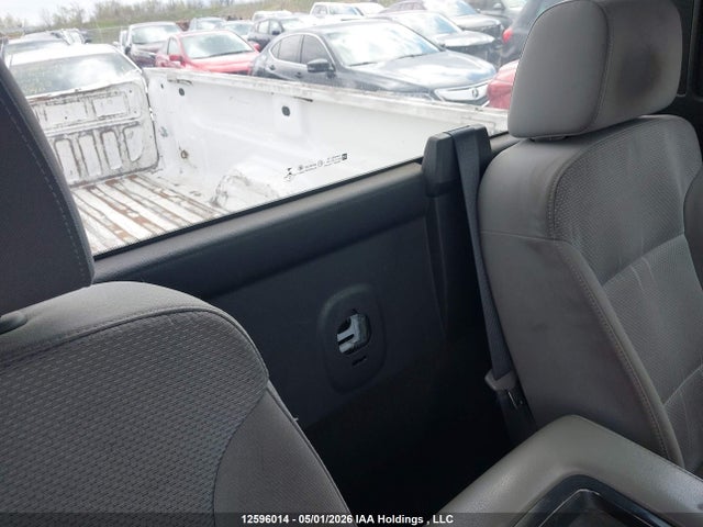 2018 Chevrolet Silverado 1500 Wt მანქანა იყიდება აუქციონზე, vin: 1GCNKNEC0JZ358518, აუქციონის ნომერი: 12596014