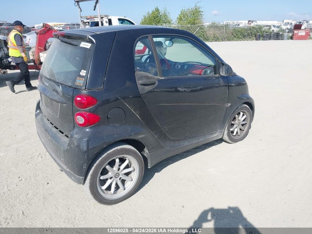 12596025 :رقم المزاد ، WMEEJ3BAXAK413111 vin ، 2010 Smart Fortwo Pure/passion مزاد بيع
