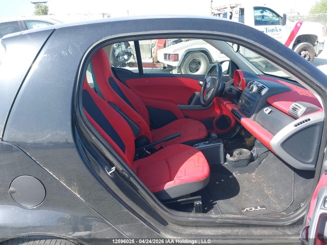 12596025 :رقم المزاد ، WMEEJ3BAXAK413111 vin ، 2010 Smart Fortwo Pure/passion مزاد بيع